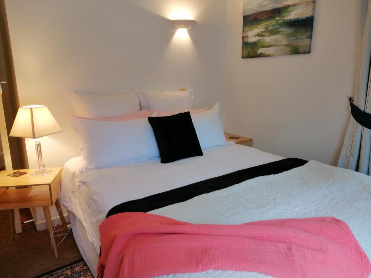 Bed and Breakfast Irongate Retreat Хейстингс Экстерьер фото
